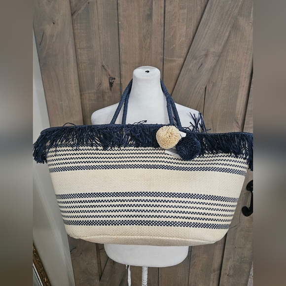 MUDPIE Fringe Straw Tote Navy Stripe. NWT - Picture 9 of 16